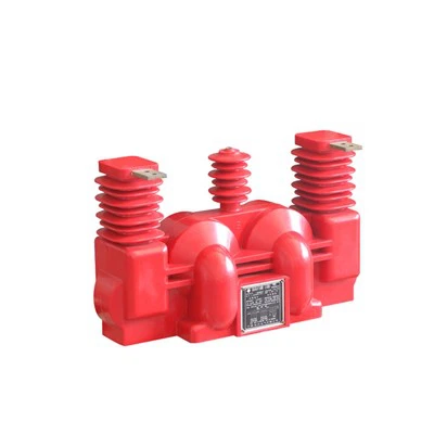 De que forma o ambiente afeta o funcionamento de um transformador combinado?